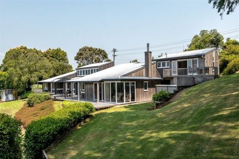 Photo of property in 560 Whitford Road, Whitford, Howick, 2571