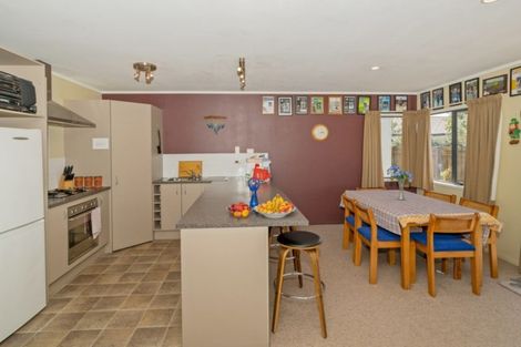 Photo of property in 5 Cholmondeley Crescent, Whitianga, 3510