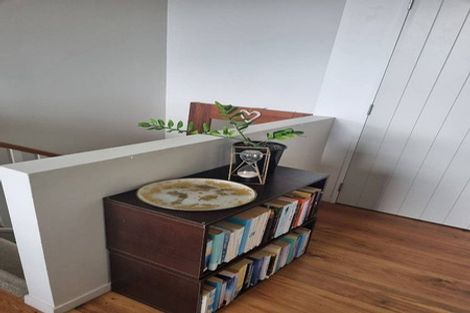 Photo of property in 7b Reynolds Place, Torbay, Auckland, 0630