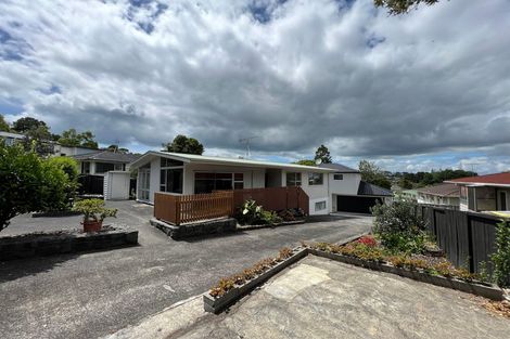 Photo of property in 3 Kerria Place, Sunnynook, Auckland, 0620