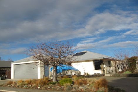 Photo of property in 16 Wilkin Road, Wanaka, 9305