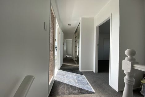 Photo of property in 43 Russleigh Drive, Dinsdale, Hamilton, 3204