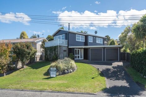 Photo of property in 6 Liston Avenue, Hilltop, Taupo, 3330