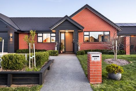 Photo of property in 21 Jarrett Terrace, Leamington, Cambridge, 3432