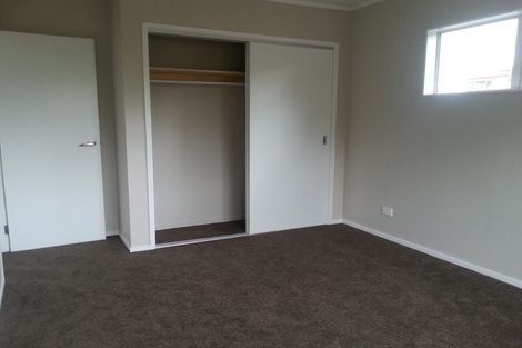 Photo of property in 96 Hutchinsons Road, Bucklands Beach, Auckland, 2014