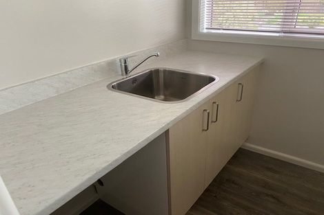 Photo of property in 33 Woodbury Street, Avonhead, Christchurch, 8042