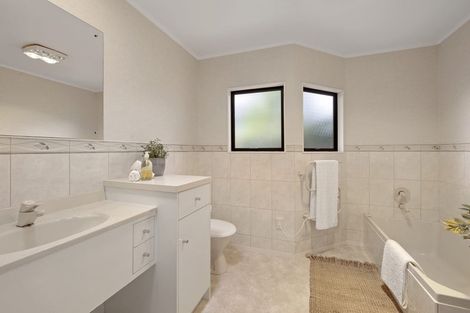 Photo of property in 7b Truro Place, Lynmouth, New Plymouth, 4310