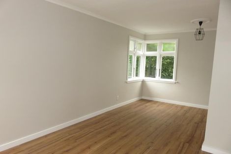 Photo of property in 81 Moorefield Road, Johnsonville, Wellington, 6037