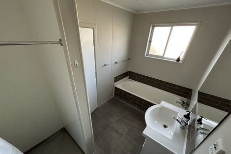 Photo of property in 16 Gimblett Street, Waikiwi, Invercargill, 9810