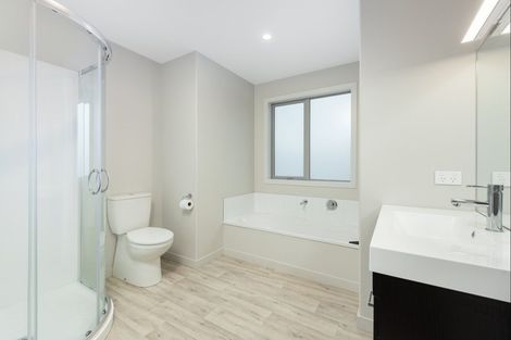 Photo of property in 210 Lakes Boulevard, Pyes Pa, Tauranga, 3112