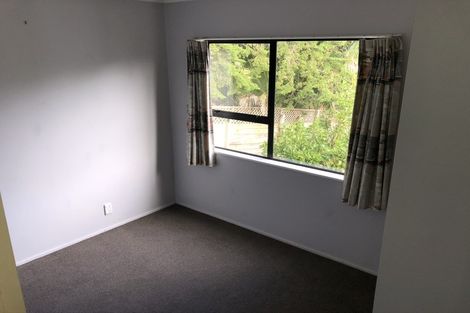 Photo of property in 2/25 Gazelle Avenue, Beach Haven, Auckland, 0626