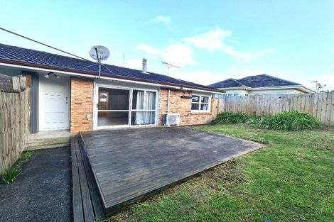 Photo of property in 45 Hogans Road, Glenfield, Auckland, 0629