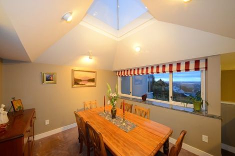 Photo of property in 2 Derrynane Lane, Cashmere, Christchurch, 8022