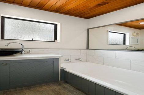 Photo of property in 10 Keepa Avenue, Paeroa, 3600