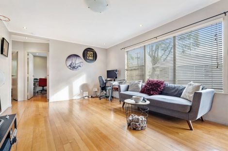 Photo of property in 1/62 Abbotts Way, Remuera, Auckland, 1050