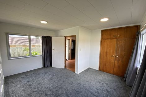 Photo of property in 38d Hetherington Road, Ranui, Auckland, 0612