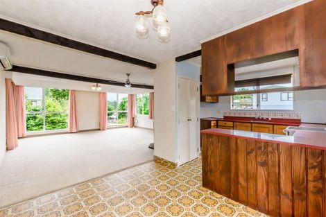 Photo of property in 13 Hookway Grove, Paraparaumu, 5032