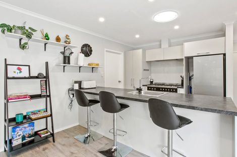 Photo of property in 1185f South Road, Oakura, 4314