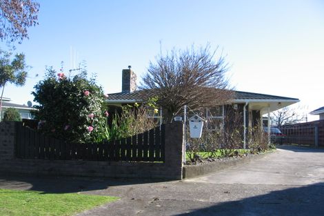 Photo of property in 40 Abraham Crescent, Milson, Palmerston North, 4414