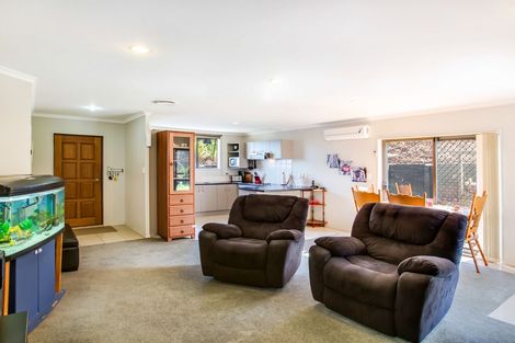 Photo of property in 68 Kaiwaka Road, Waiuku, 2123