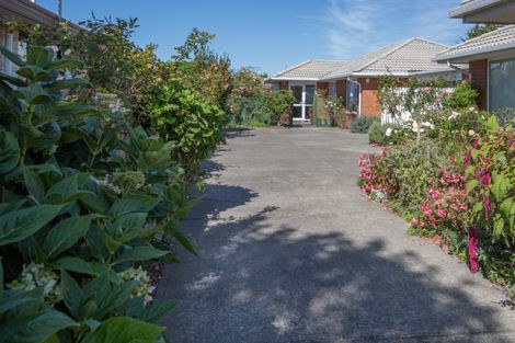 Photo of property in 2/125 Hawthornden Road, Avonhead, Christchurch, 8042