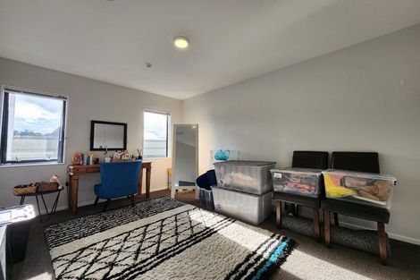 Photo of property in 4/232 Main Road, Tawa, Wellington, 5028