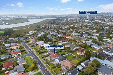 Photo of property in 76 Jaemont Avenue, Te Atatu South, Auckland, 0610