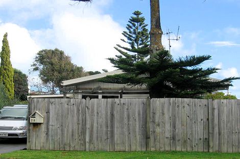 Photo of property in 28 Chums Road, Paraparaumu Beach, Paraparaumu, 5032