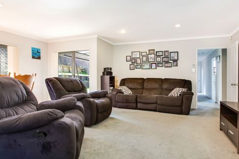 Photo of property in 68 Kaiwaka Road, Waiuku, 2123