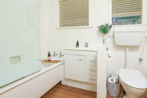 Photo of property in 69a Casey Avenue, Fairfield, Hamilton, 3214