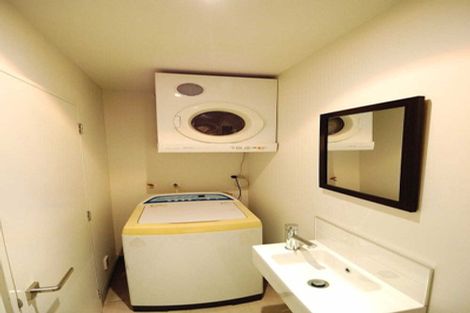 Photo of property in 9/20 North Avon Road, Richmond, Christchurch, 8013