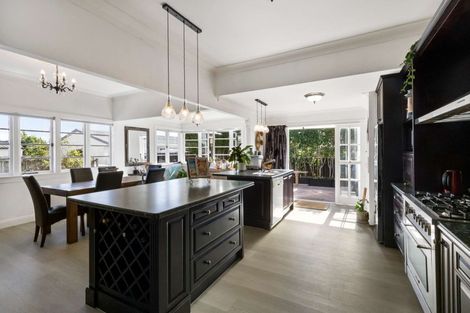 Photo of property in 16 Baverstock Road, Nawton, Hamilton, 3200