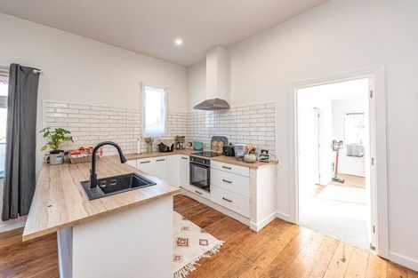 Photo of property in 3a Pharazyn Street, Gonville, Whanganui, 4500