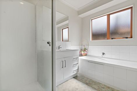 Photo of property in 5 Ettrick Lane, Papakura, 2110