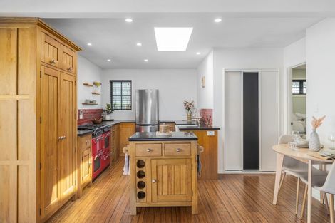 Photo of property in 24 Jacksons Road, Lyttelton, 8082