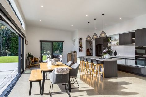 Photo of property in 1 Matai Grove, Greytown, 5712