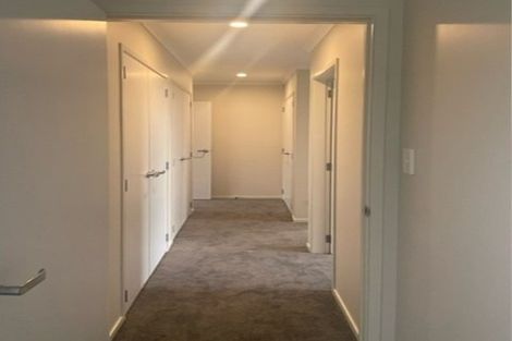 Photo of property in 22 Tabraham Crescent, Pyes Pa, Tauranga, 3112