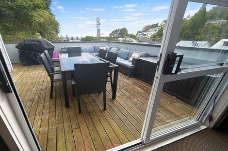 Photo of property in 33a Shakespeare Road, Bluff Hill, Napier, 4110