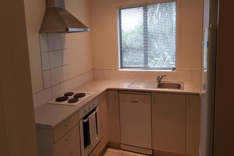 Photo of property in 8b Schnapper Rock Road, Schnapper Rock, Auckland, 0632