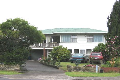 Photo of property in 4261 Great North Road, Glendene, Auckland, 0602