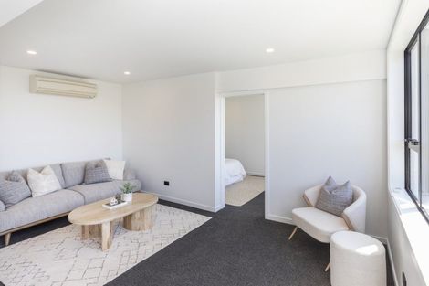 Photo of property in 37 Whareora Terrace, Cashmere, Christchurch, 8022