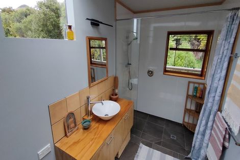 Photo of property in 4 Margate Avenue, Broad Bay, Dunedin, 9014