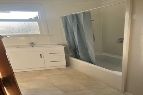 Photo of property in 114 Manawatu Street, Hokowhitu, Palmerston North, 4410