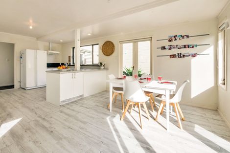 Photo of property in 428 Hibiscus Coast Highway, Orewa, 0931