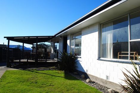 Photo of property in 19 Bidwell Place, Hillmorton, Christchurch, 8025