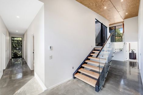 Photo of property in 27 Brownhill Road, Whitford, Manurewa, 2576