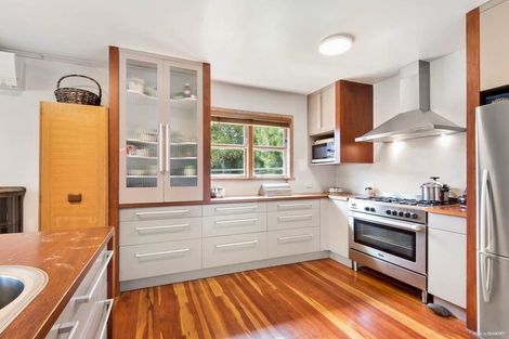 Photo of property in 17 Mildmay Road, Henderson, Auckland, 0610