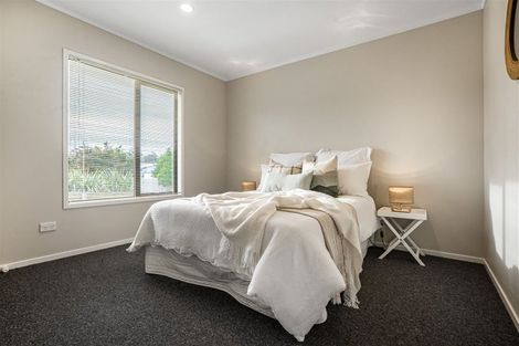 Photo of property in 116a Archers Road, Glenfield, Auckland, 0629