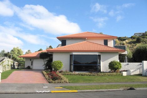 Photo of property in 34 Pukekura Place, Taradale, Napier, 4112