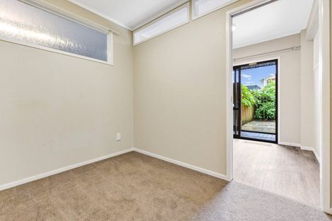 Photo of property in 16 Glendale Drive, Dinsdale, Hamilton, 3204